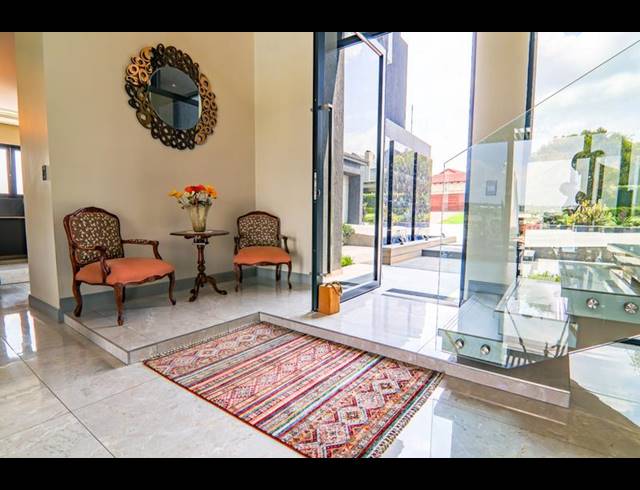 4 BEDROOM HOUSE FOR SALE IN COPPERLEAF ESTATE